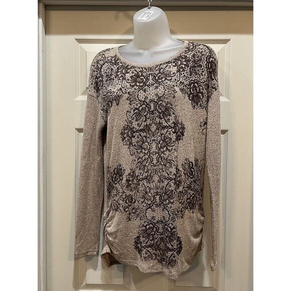 B.L.E.U. Long Sleeve Embellished sweater Size M - Picture 1 of 5
